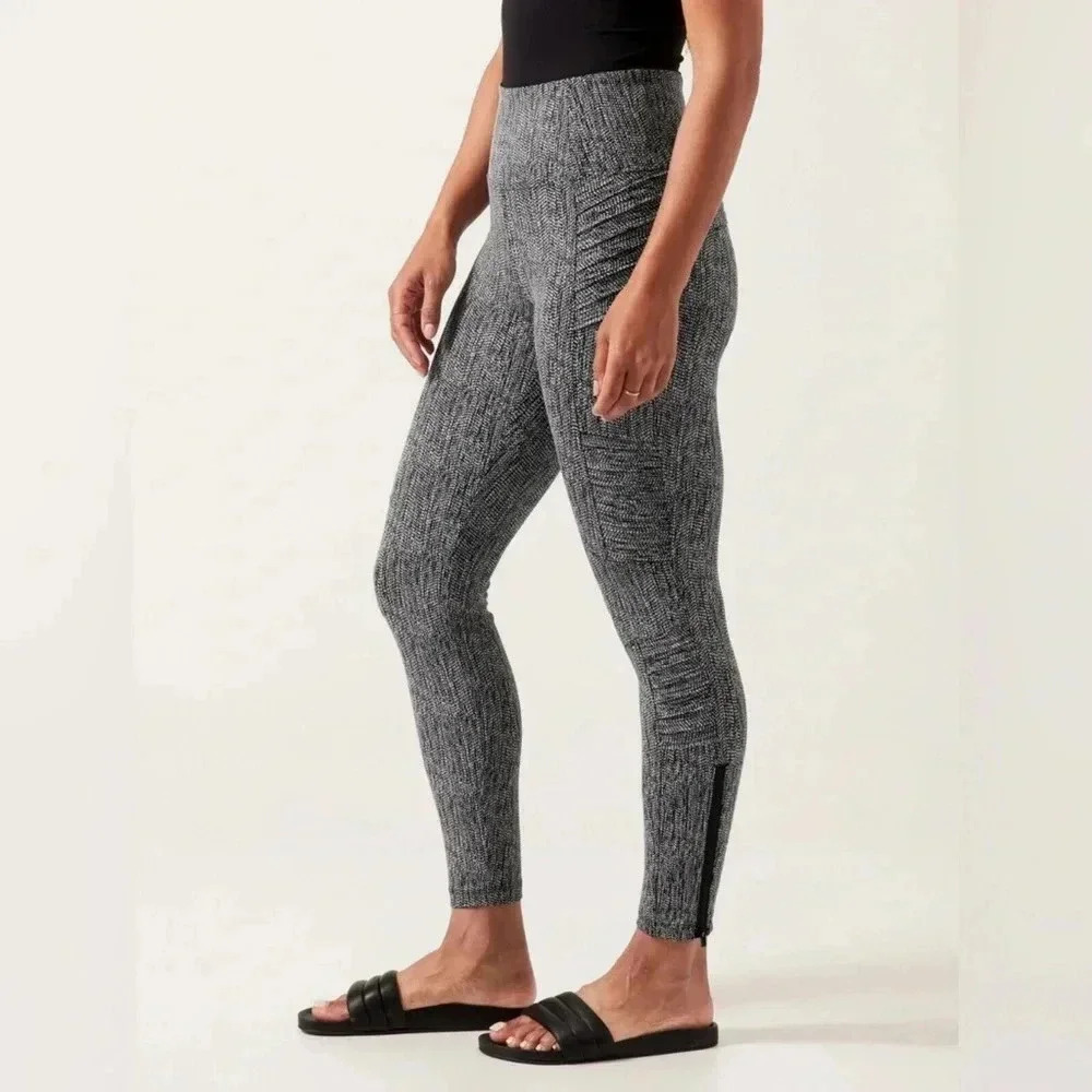 ATHLETA Delancey Textured Moto Tight Legging in Braiden Black / Size Small /